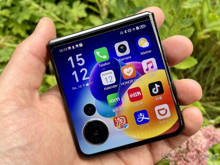 Honor’s alleged Magic V Flip 2 is coming with a rumored battery boost